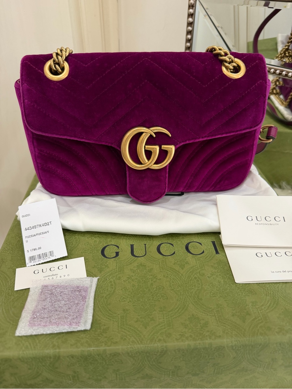 Gucci GG Marmont Matelassé Velvet Shoulder Bag